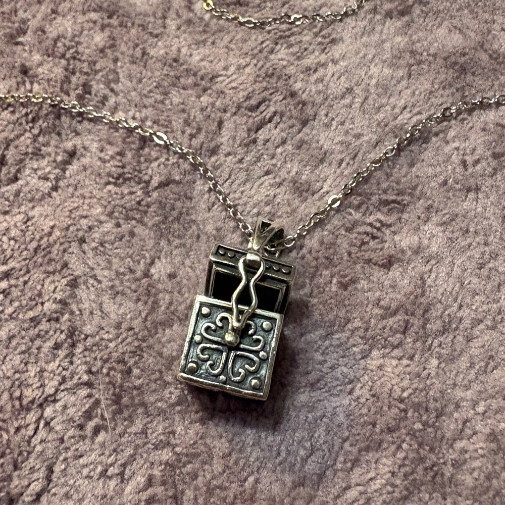 Silver (925) “Wish” Box Pendant Necklace
Write your wish/hope/prayer and put in